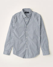 Cargar imagen en el visor de la galería, Moisture Wicking Long-Sleeve Button-Up